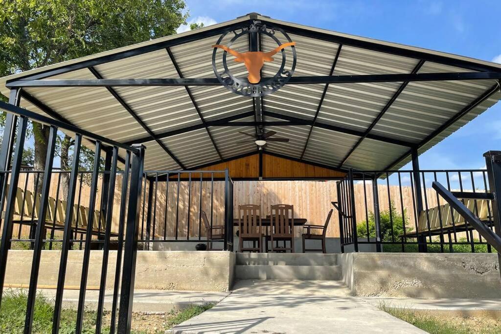 Vila Cyc Eclectic Back House With Bbq Gazebo San Antonio Exteriér fotografie